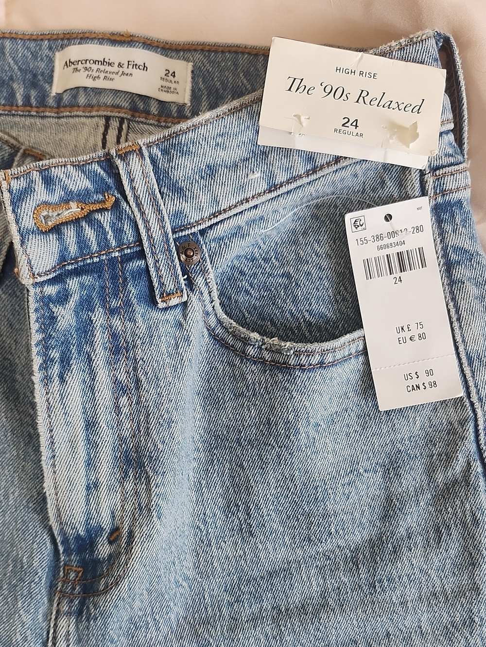 Abercrombie & Fitch High-Rise 90's Relaxed Jeans 24R - Picture 2 of 6